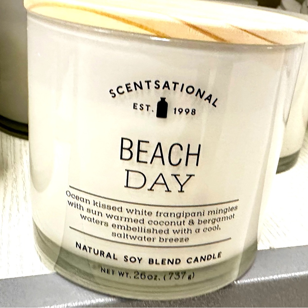 Beach Day Candle - White Scentsational Vegan Wax 3 Wicks XL coconut-bergamot